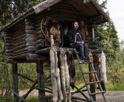 Displaying animal pelts