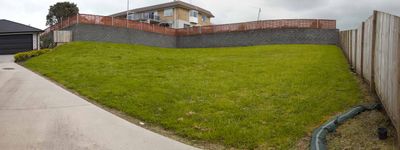 02 Site from bottom of driveway.jpg