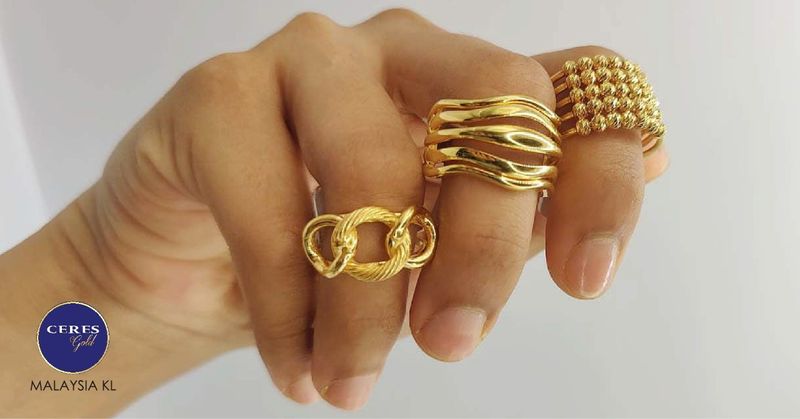 fb-gold-rings-malaysia-kuala-lumpur-gold-jewellery-3-rings-on-finger-01-0909.jpg