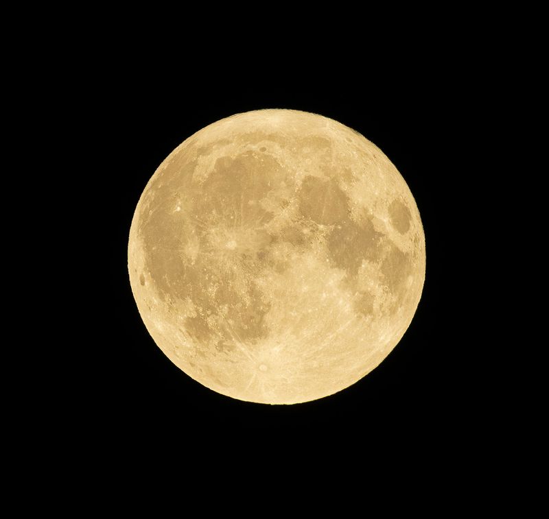Supermoon,  2024-08-19, 22:45,  South of Sweden