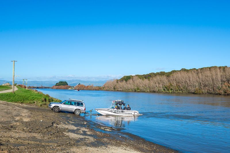 Jet Boating on the Manawatu River
