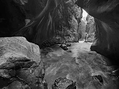 P6119638 - B&W.jpg