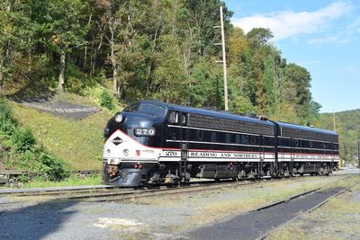 09-F9A # 2_ Photo.JPG