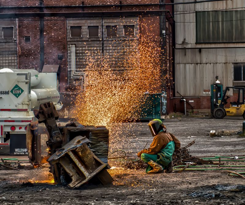 RG Steel 002_D424357-cropped-Edit-Edit.jpg