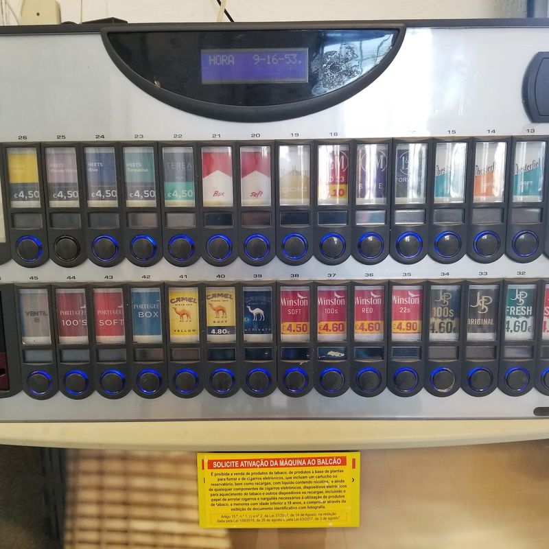 Portimao train station had a cigarette machine