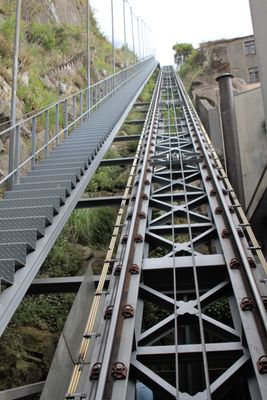 Glad to find it running as today's Liberation Day. Here's funicular from below. 