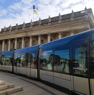 Place de la Comedie & tram