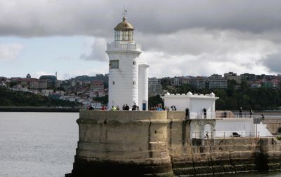 Docked in Getxo & had afternoon/night on the ship.  Here's Algorta lighthouse at port when we came in