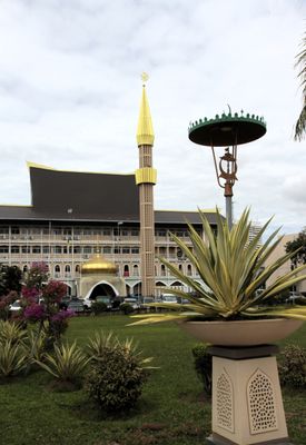 Dept of Mosque Affairs near the Saifuddien mosque 