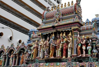 Sri Krishnan detail of top
