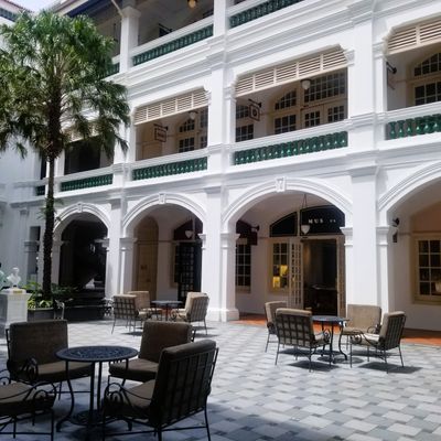 Our Oceania tour took us to Raffles Hotel to the Long Bar with its expensive Singapore Slings