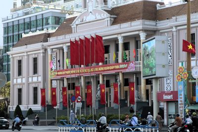 Nha Trang Opera House, similar to Saigon's but not as pretty