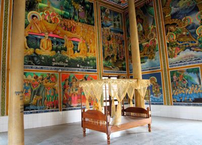  We took off our shoes & entered the temple, which had gorgeous paintings.