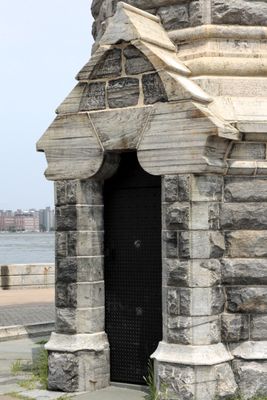 The stonework at the door was quite nice. 