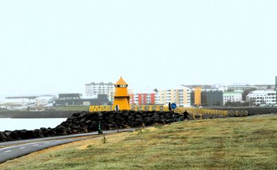 Saebraut Lighthouse near Hofdi House