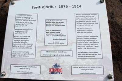 Emigrants to North America tribute plaque at Kiosk 108