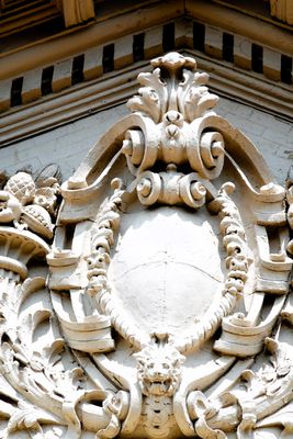 Creatures at court house 