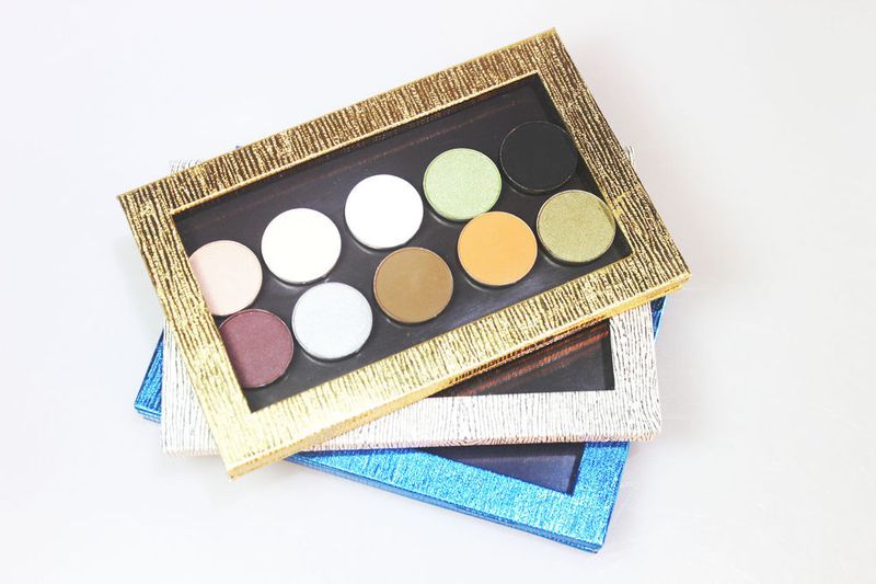 Custom Eyeshadow Boxes