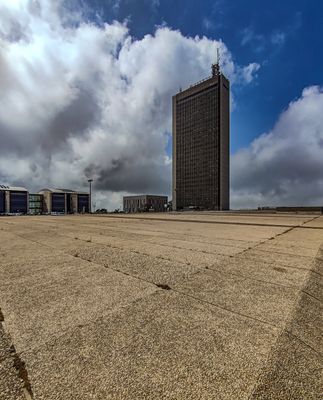 Haifa University - Oscar Niemeyer's Building