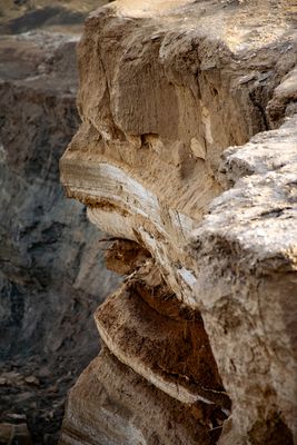 Cliff Hanger