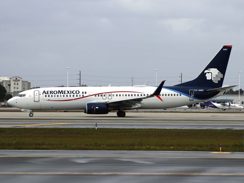 B737-800 XA-AMU