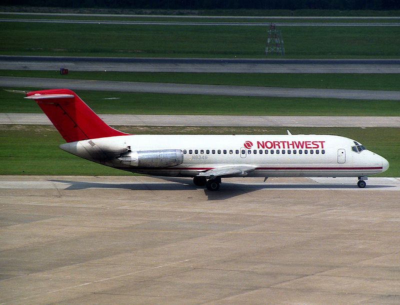 N9349 (IAH 88) fb.jpg