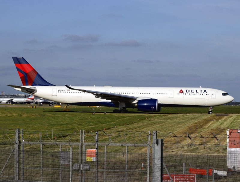 dep LHR