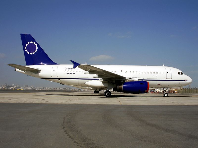 A319 G-OMAK