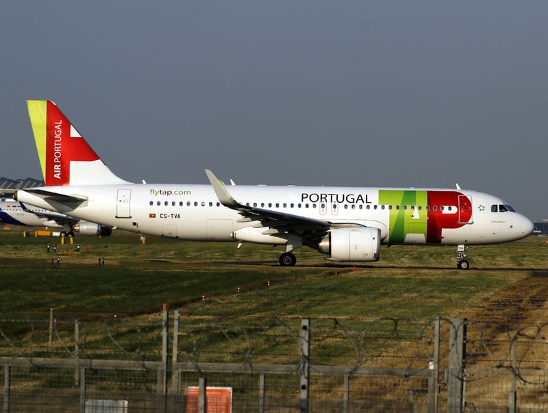 Dep LHR