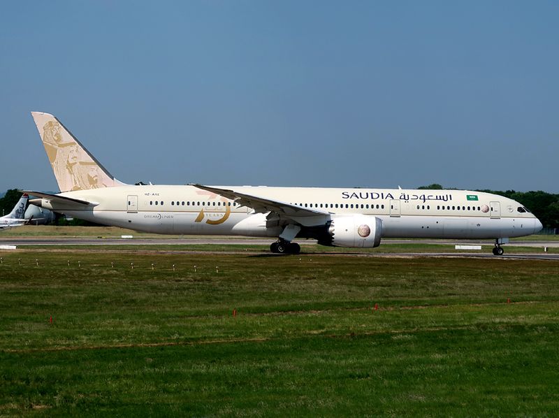 75 Years livery deps Gatwick 08R