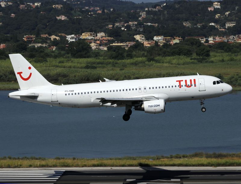 Airbus A320 ES-SAE