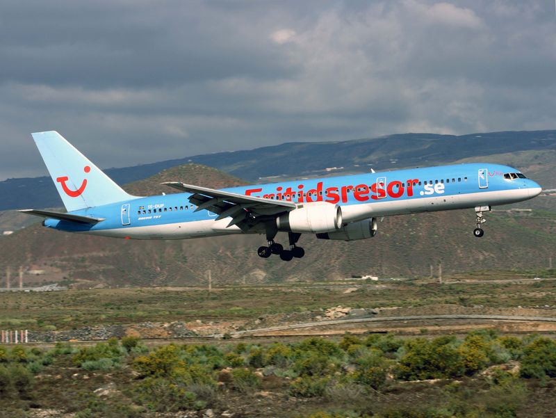 B757-200 SE-DUP 