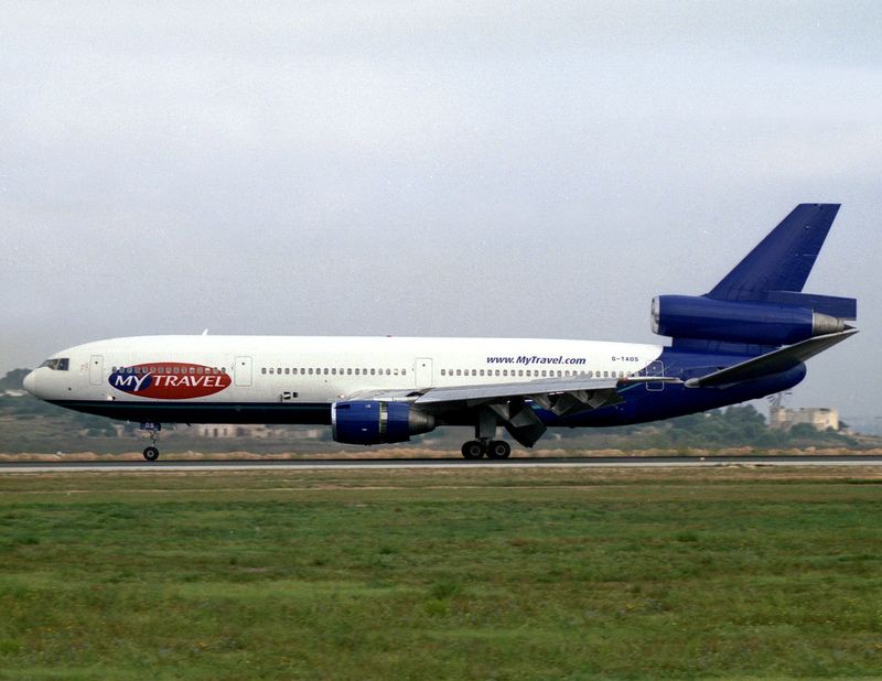 DC10-30 G-TAOS 