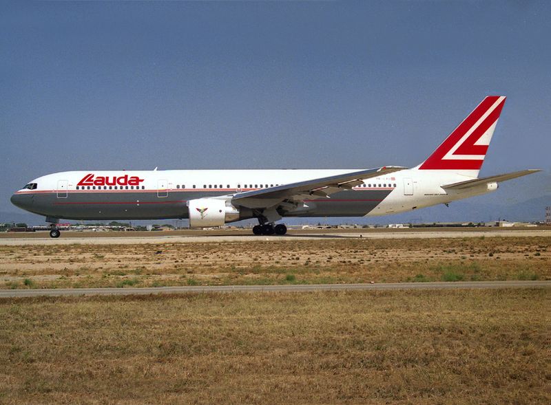 OE-LAU (PMI) FB.jpg