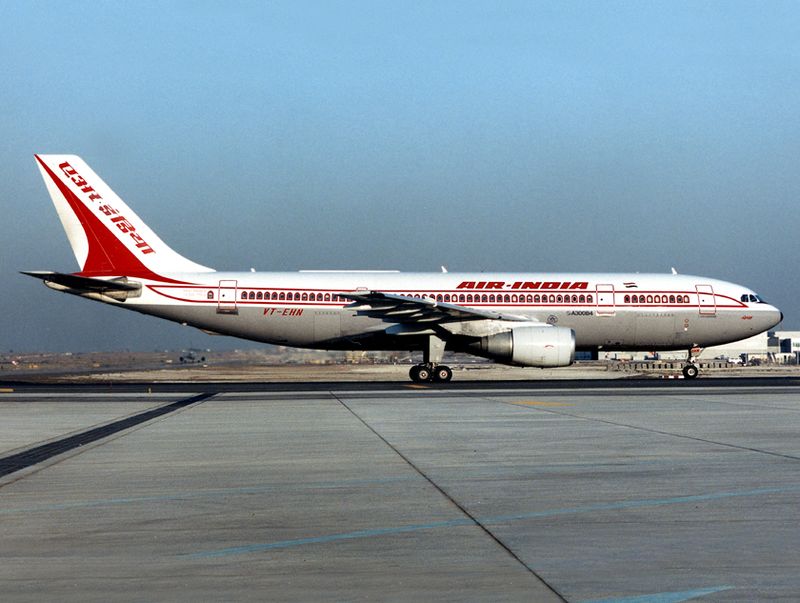 Airbus A300B VT-EHN