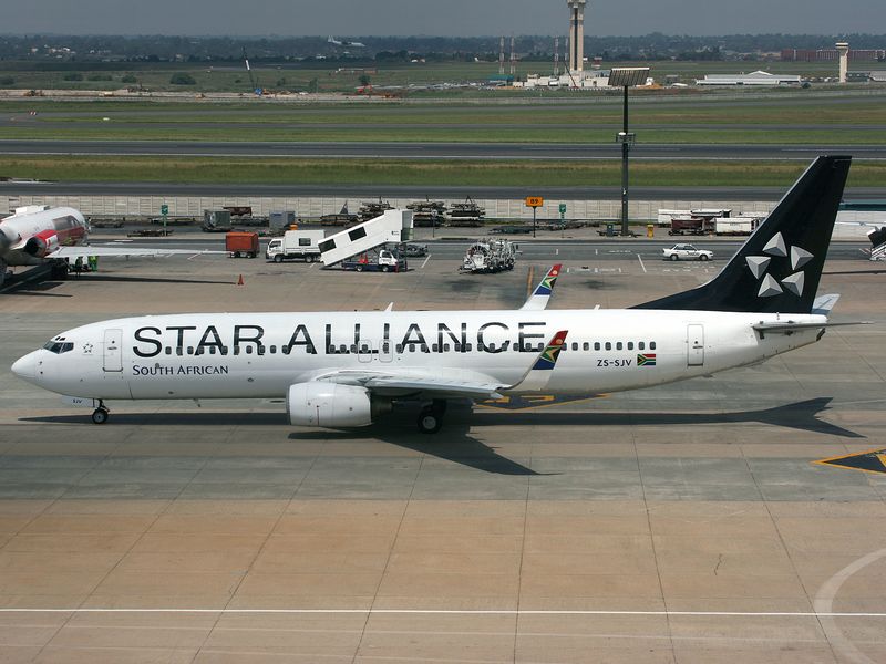 B737-800 ZS-SJV