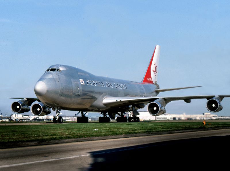 B747-200 HL-7452