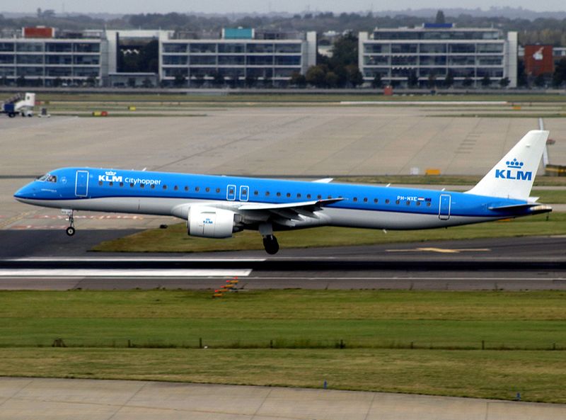 Embraer ERH E-2 PH-NXE