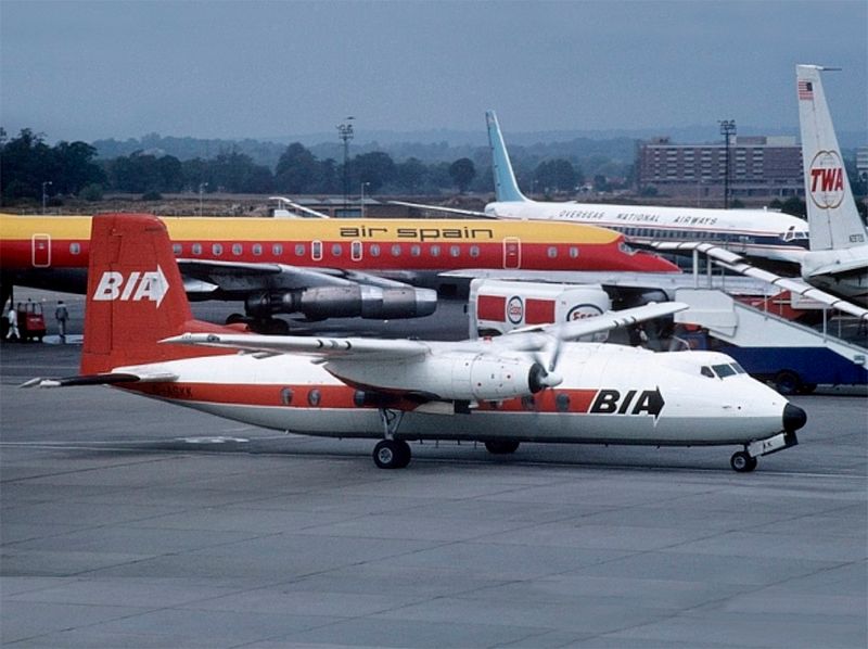 G-ASKK (LGW 74) DE FB.jpg