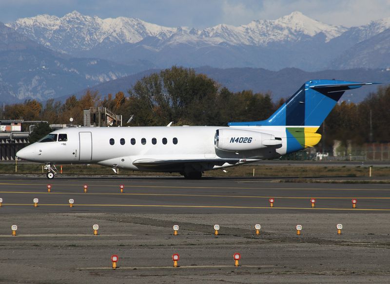 Hawker 4000 N4026