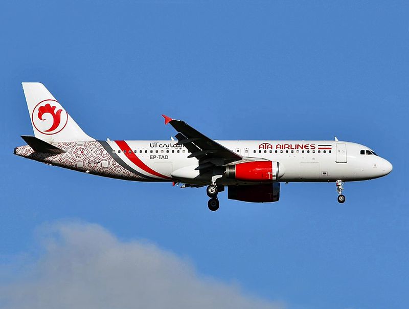 A320 EP-TAD
