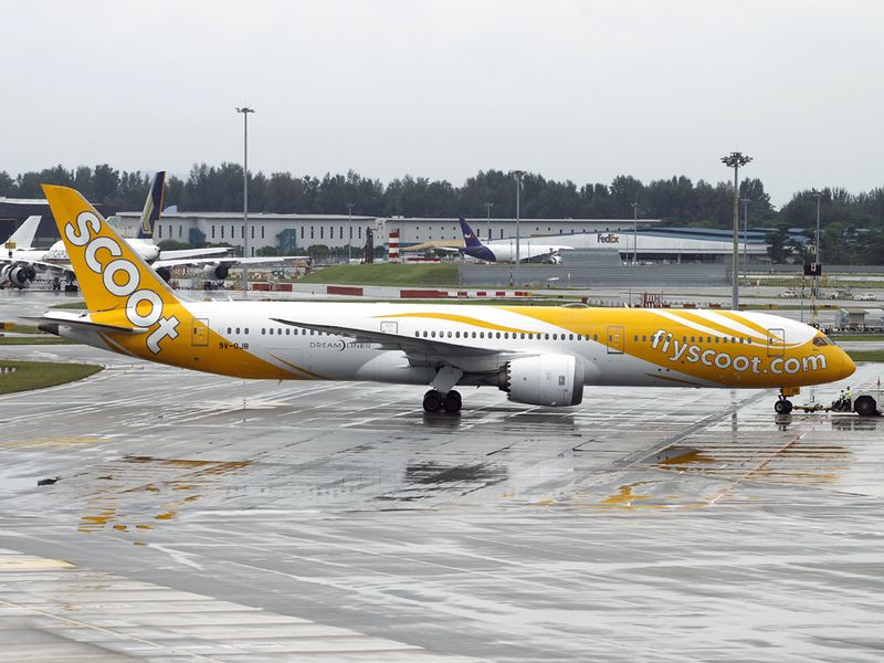 B787-9 9V-OJB