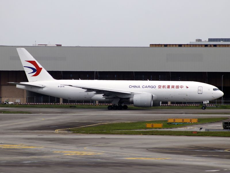 B777-200F B-2076