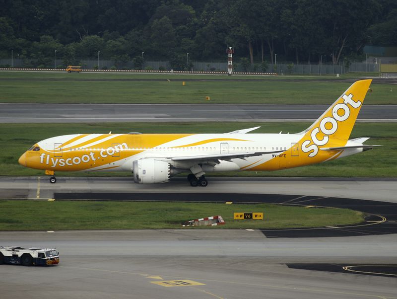 B787-8 9V-OFE