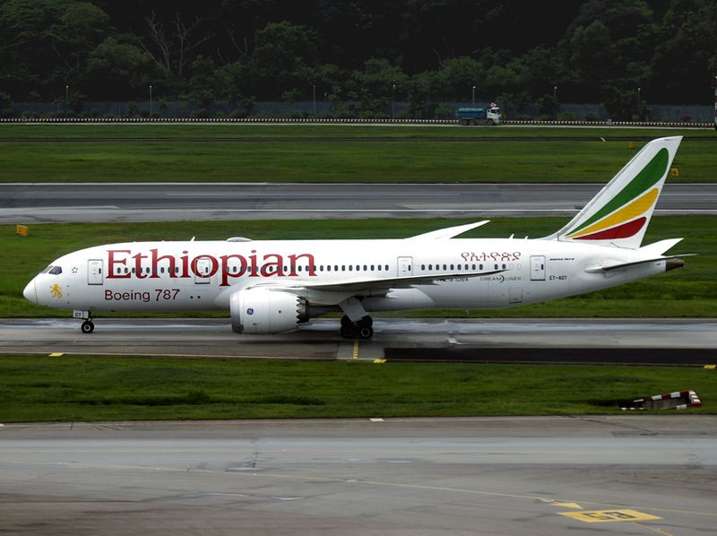 B787-8 ET-AOT