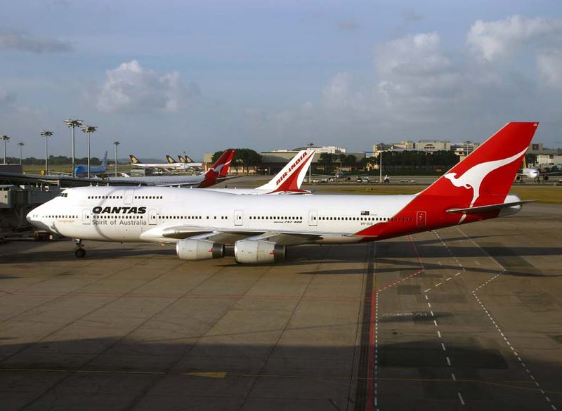 VH-OJD (SIN) FB.jpg