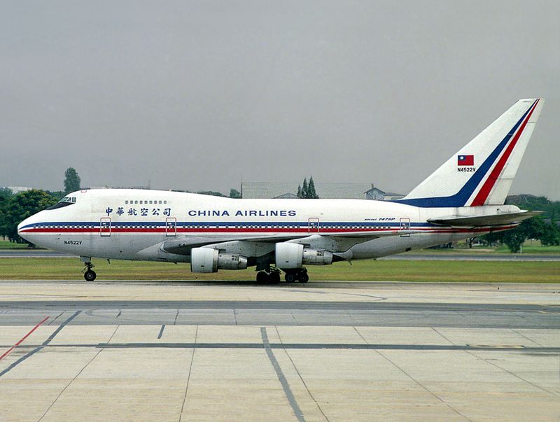N4522V (BKK 90) FB.jpg
