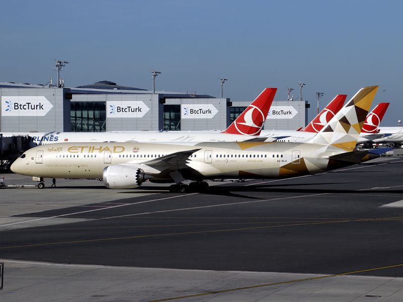 B787-9 A6-BLH