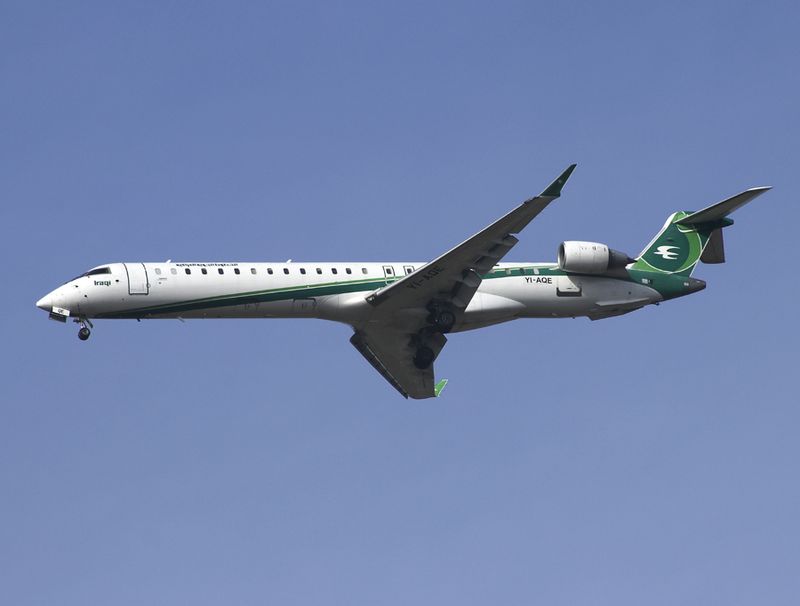 CRJ 900 YI-AQE