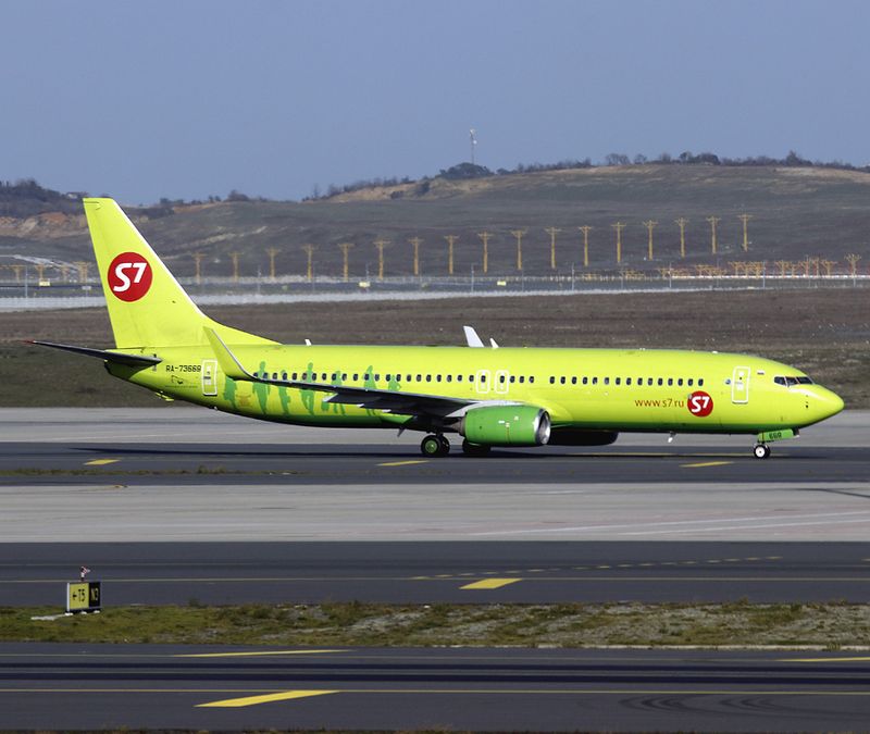B737-800(WL) RA-73669 